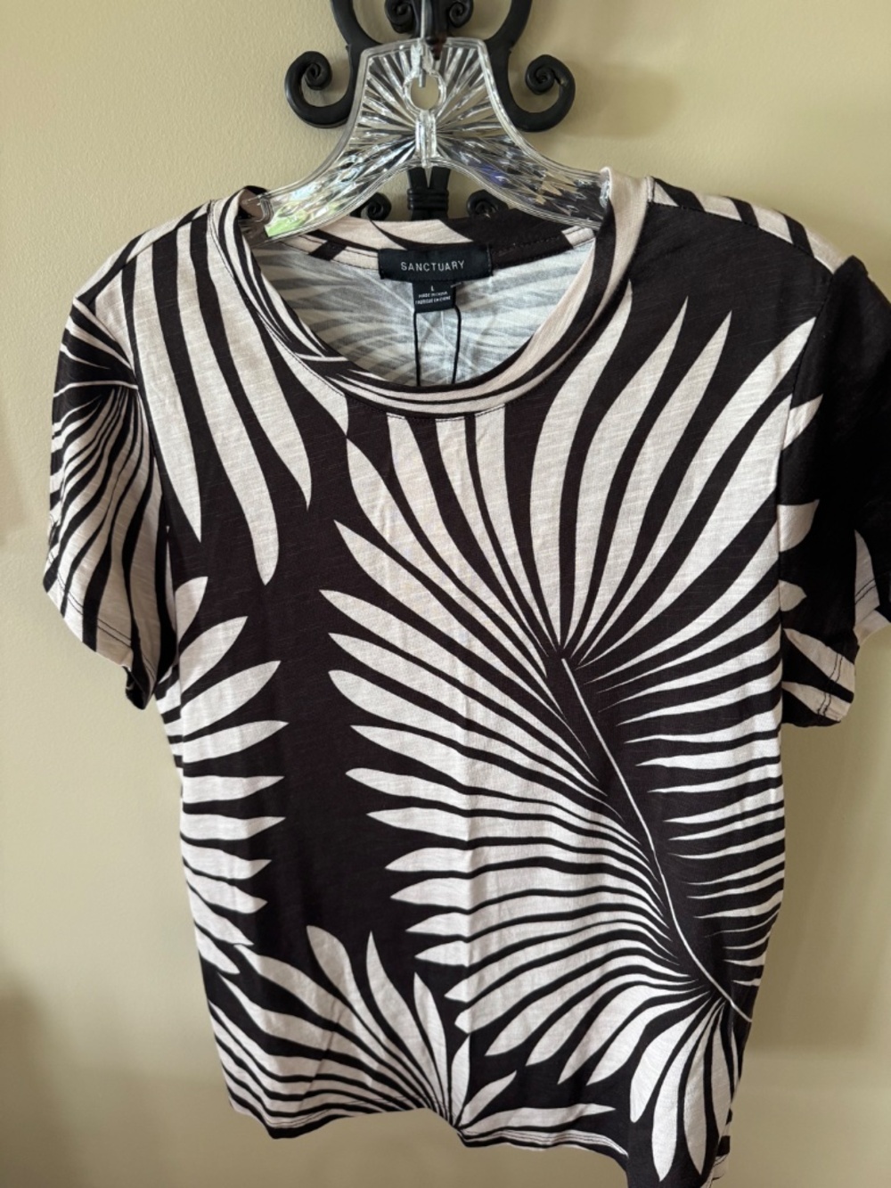 Sanctuary Creme / Brown Blouse